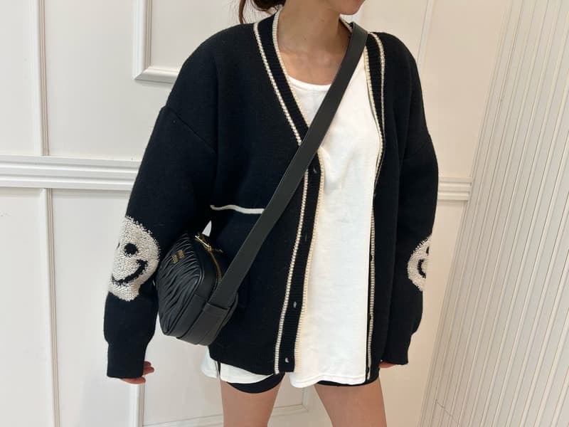 Pearls room - Korean Women Fashion - #momslook - Smile Cardigan