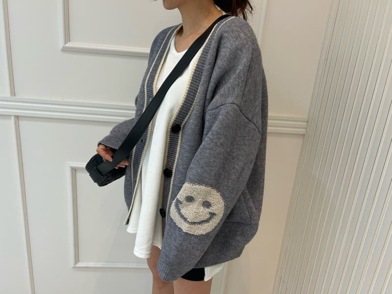 Pearls room - Korean Women Fashion - #thatsdarling - Smile Cardigan - 9