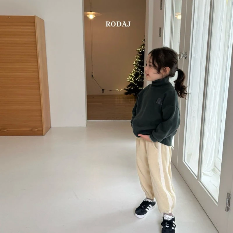 Roda J - Korean Children Fashion - #childofig - Lo Turtleneck Tee - 3