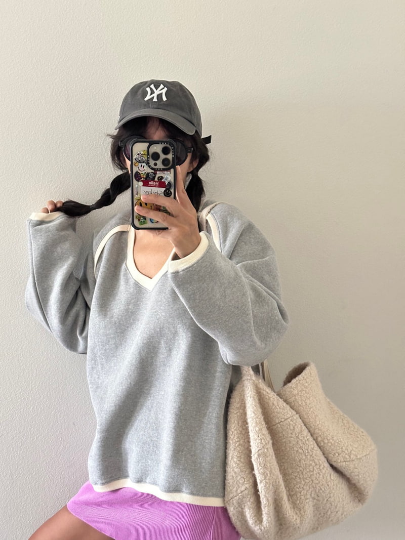 Via - Korean Women Fashion - #momslook - Point V Neck Sweatshirts