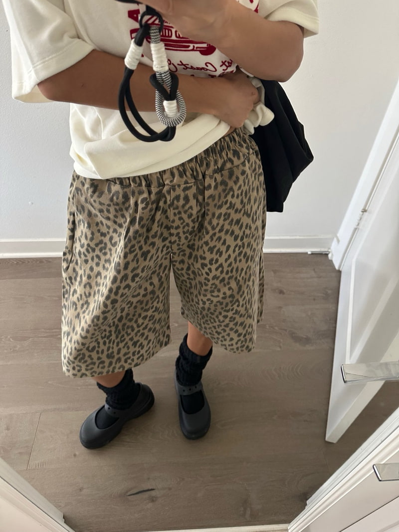 Via - Korean Women Fashion - #momslook - Leopard Half Pants - 3