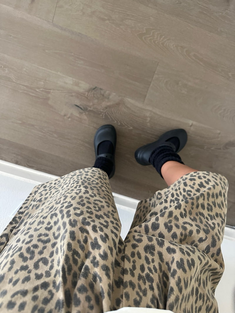 Via - Korean Women Fashion - #momslook - Leopard Half Pants - 5