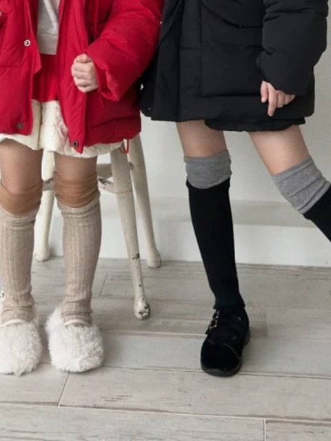 Raglan Knee Socks