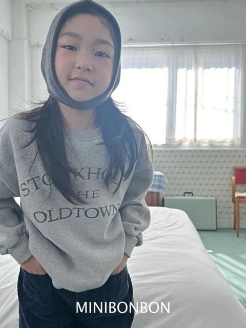 Old Town Sweatshirt (with Mom)