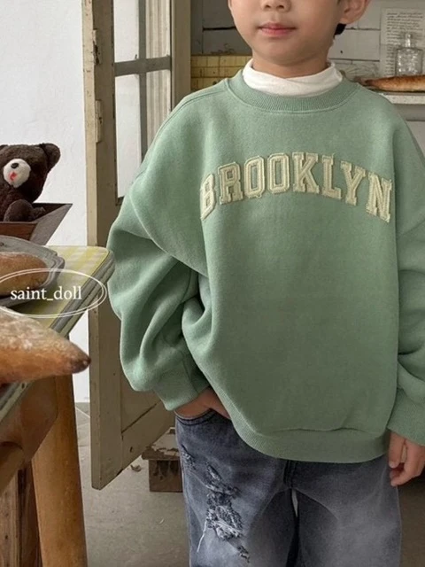 Brooklyn Sweatshirt With Mom