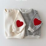 Heart Bookle Sweatshirts