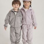 Say Veloa Zip-up Top Bottom Set