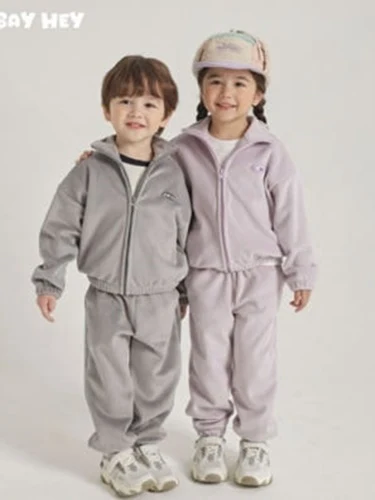 Say Veloa Zip-up Top Bottom Set