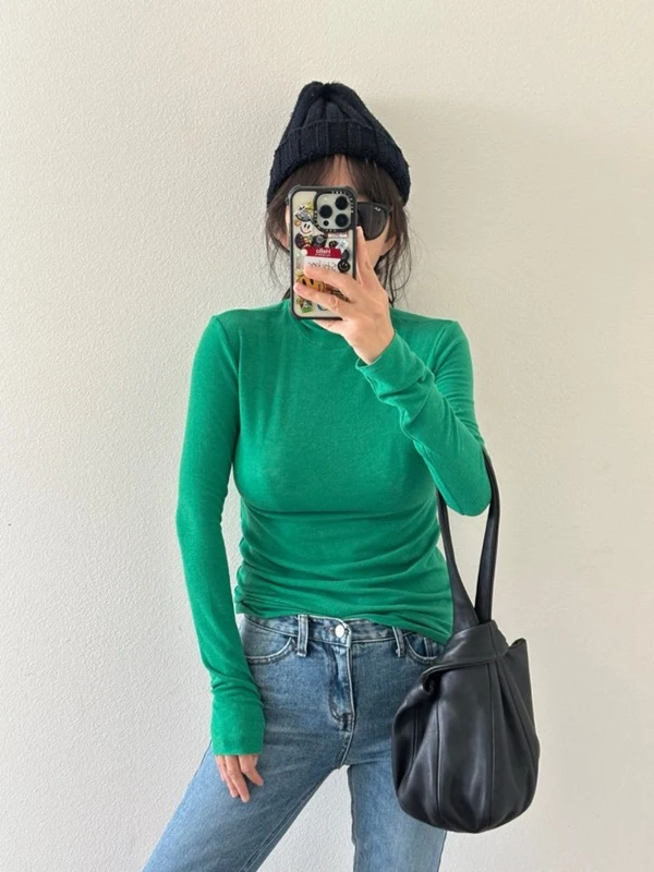 Simple Turtleneck Tee