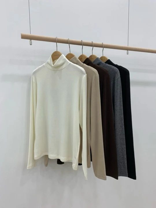 Cash Tencel Turtleneck Tee