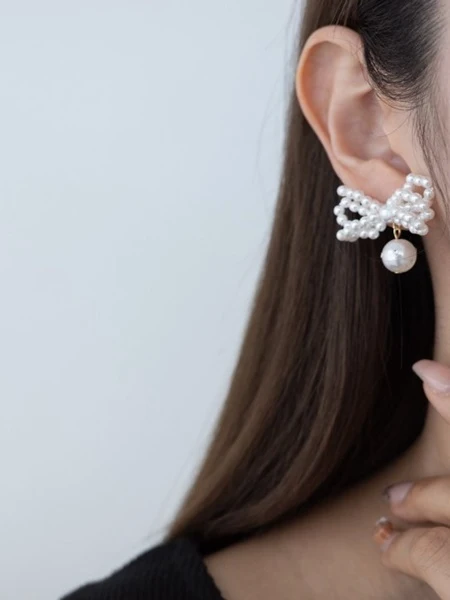 Ball Butterfly Earring