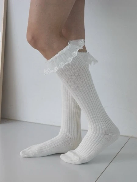 Lace Frill Rib Knee Socks