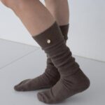 Daon Medal Rib Knee Socks