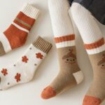 Chestnut Flower Socks Set