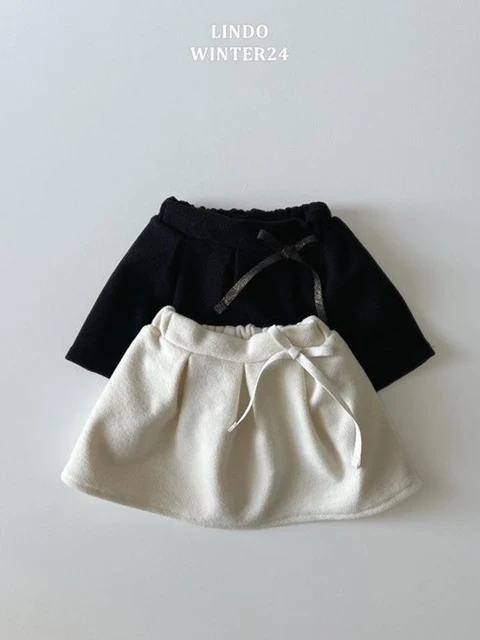 Pint Pleated Skirt