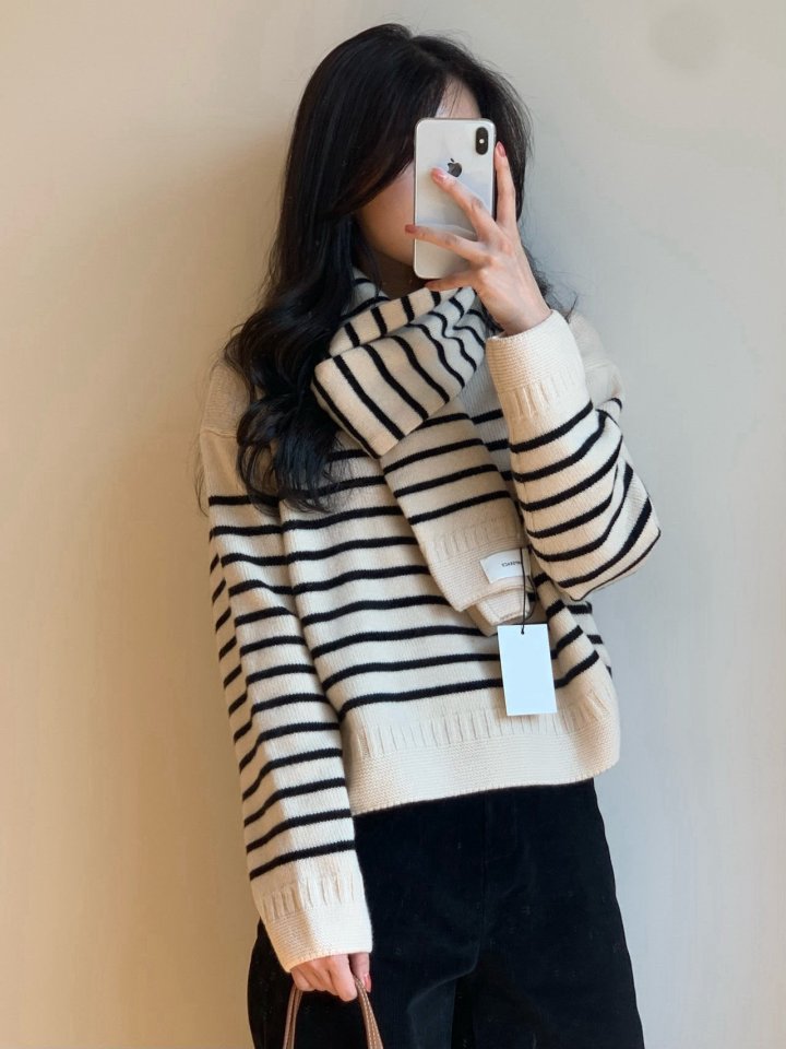 Amygrace - Korean Women Fashion - #momslook - Steven Stripe Muffler - 5