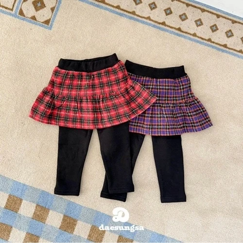 Dae Sung Sa - Korean Children Fashion - #kidzfashiontrend - Fleece Merry Check Skirt Leggings