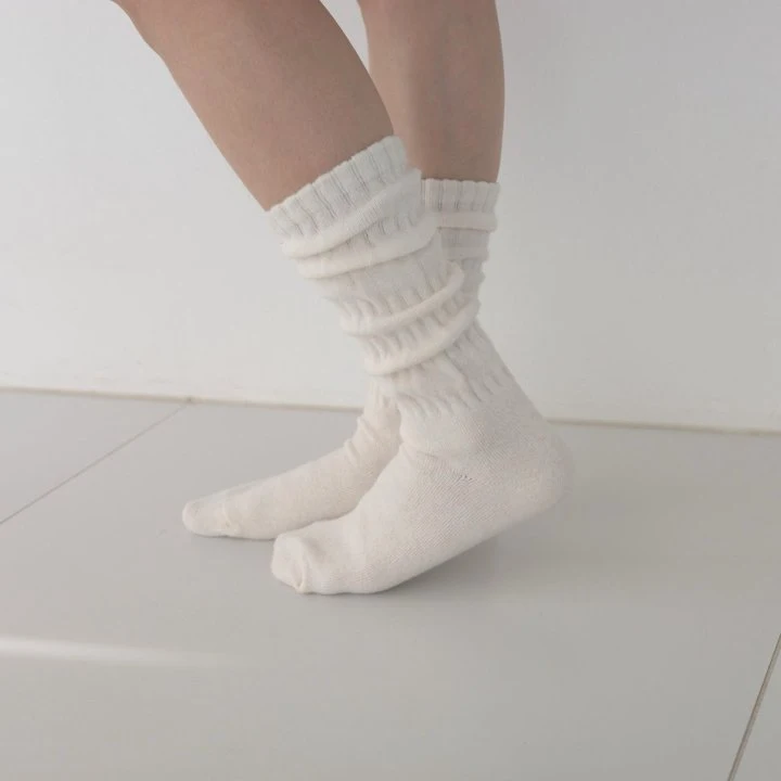 Eeiitt - Korean Women Fashion - #momslook - Cashmere Pleats Socks - 9