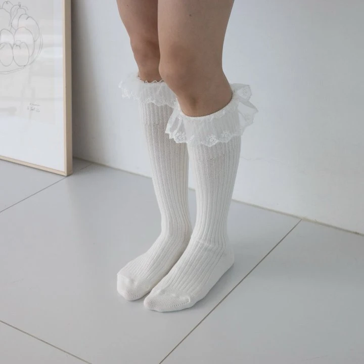 Eeiitt - Korean Women Fashion - #momslook - Lace Frill Rib Knee Socks - 5