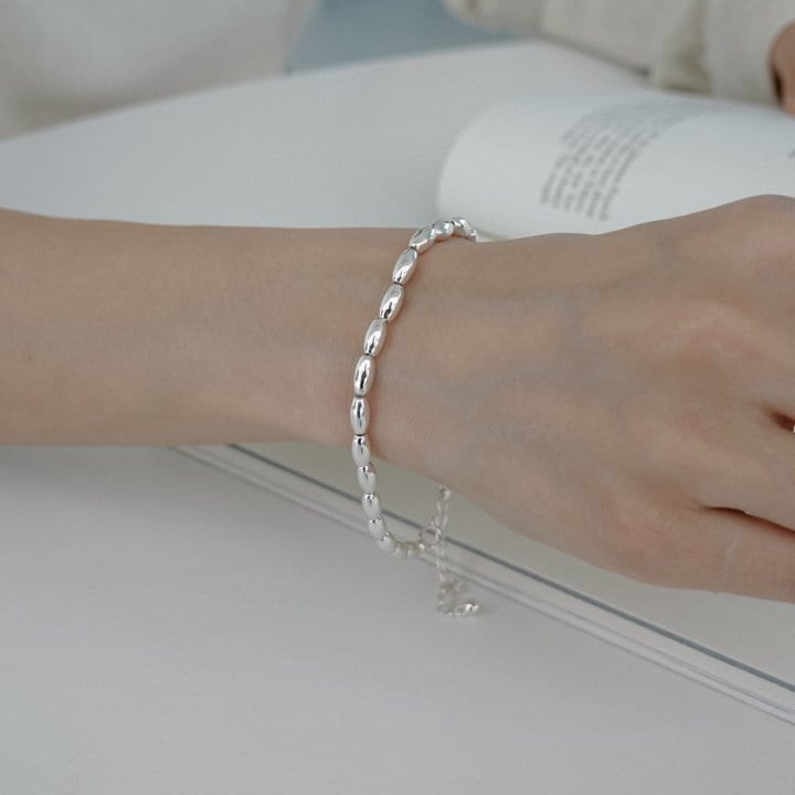 Eeiitt - Korean Women Fashion - #momslook - Simple Rice Bracelet - 6