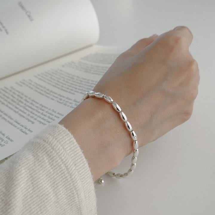 Eeiitt - Korean Women Fashion - #momslook - Simple Rice Bracelet - 8