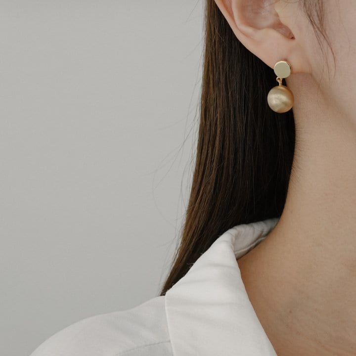 Eeiitt - Korean Women Fashion - #restrostyle - Heaven Golden Ball Earring - 10