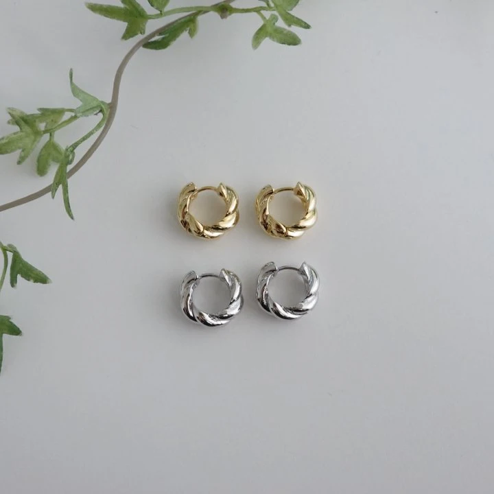 Eeiitt - Korean Women Fashion - #vintagekidsstyle - Volume Loaf Twist Earring - 8