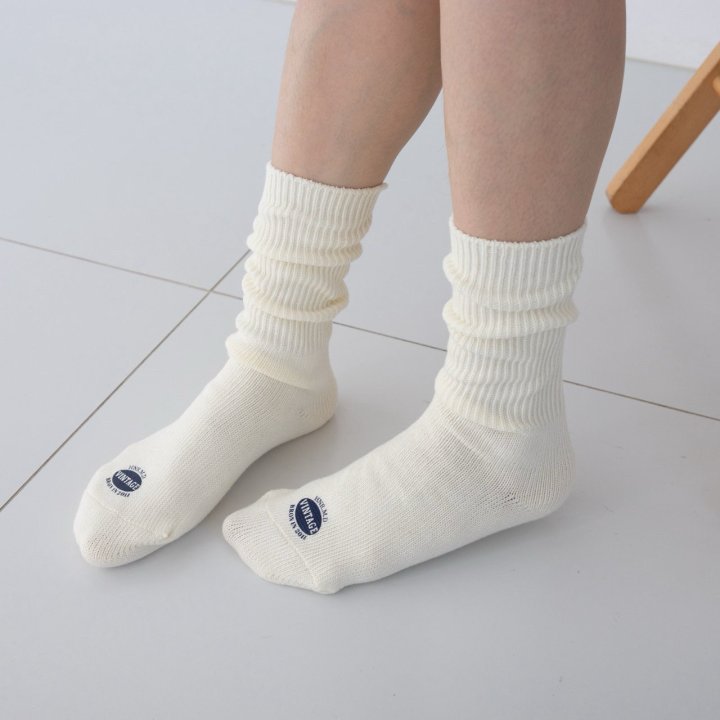 Eeiitt - Korean Women Fashion - #womensfashion - Born In Rib Socks - 2