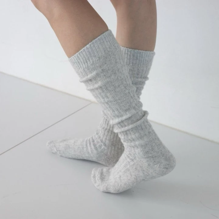 Eeiitt - Korean Women Fashion - #womensfashion - Zaten Cashmere Wool Knee socks - 2