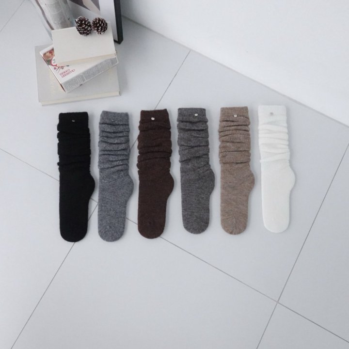 Eeiitt - Korean Women Fashion - #womensfashion - Bocassi Charm Medal Wool Socks