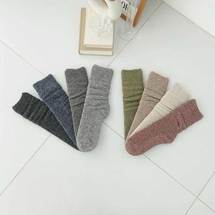 Eeiitt - Korean Women Fashion - #womensfashion - Terr Bocassi Warmer Socks - 9