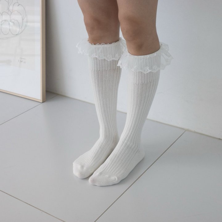 Eeiitt - Korean Women Fashion - #momslook - Lace Frill Rib Knee Socks - 4