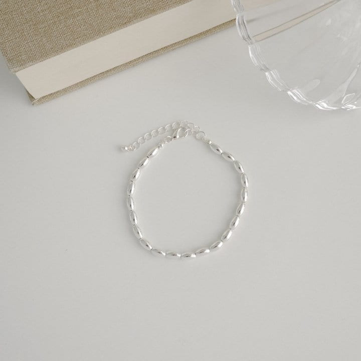 Eeiitt - Korean Women Fashion - #womensfashion - Simple Rice Bracelet - 3