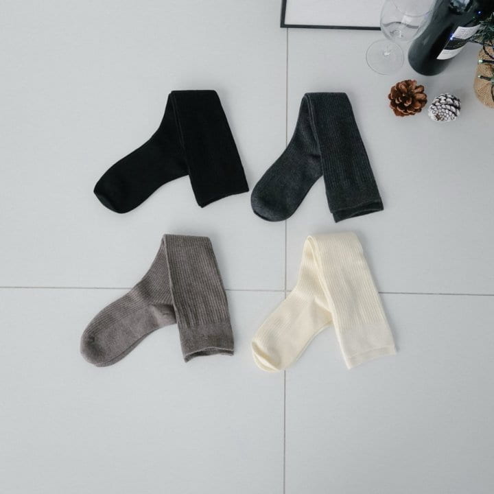 Eeiitt - Korean Women Fashion - #womensfashion - Daon Medal Rib Knee Socks - 3