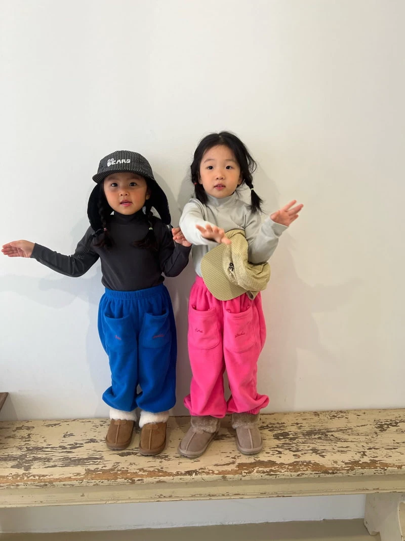 Fine-Studio - Korean Children Fashion - #childrensboutique - Pocket Fleece Pants - 10