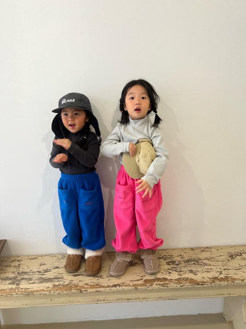 Fine-Studio - Korean Children Fashion - #designkidswear - Pocket Fleece Pants - 11