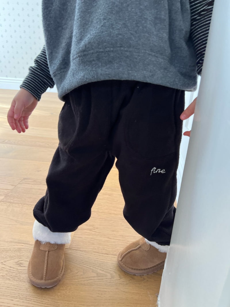 Fine-Studio - Korean Children Fashion - #kidsstore - Double-sided Fleece Jogger Pants - 10