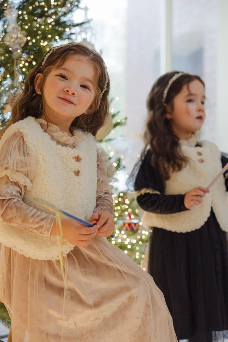 Flo - Korean Children Fashion - #discoveringself - Crown Winter Vest