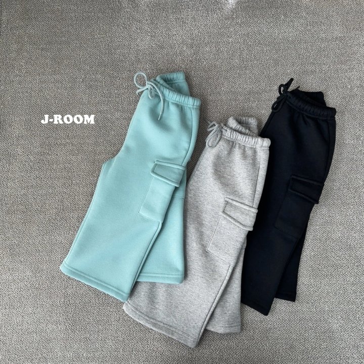 J-Room - Korean Children Fashion - #childrensboutique - Fleece Cargo Wide Pants - 5