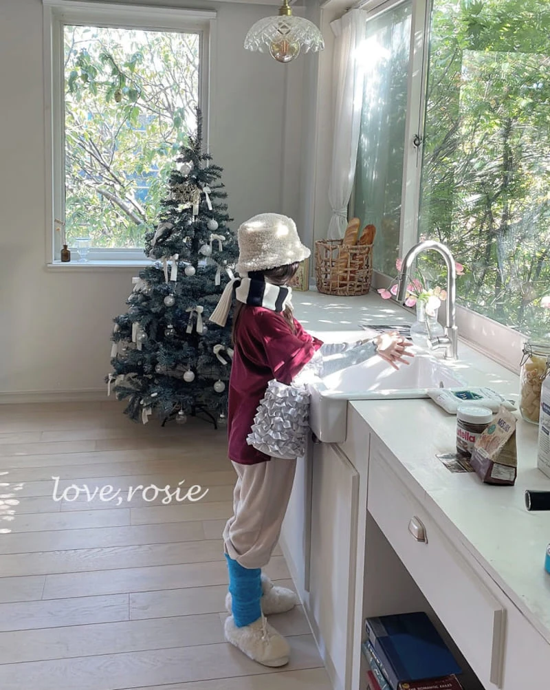 Love Rosie - Korean Children Fashion - #Kfashion4kids - Chewy Turtleneck Tee with Mom - 3