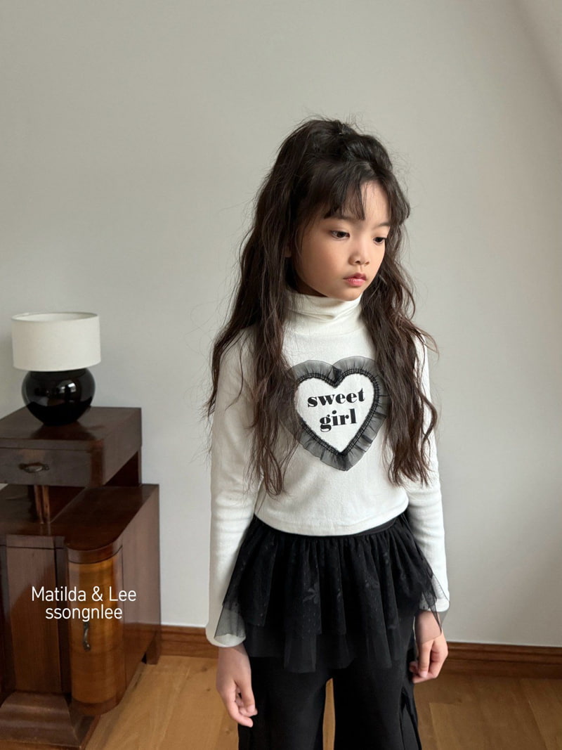 Matilda & Lee - Korean Children Fashion - #littlefashionista - Lace Heart Turtleneck Tee - 3