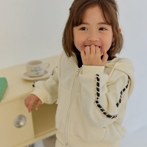 Mini Mellow - Korean Children Fashion - #minifashionista - Raglan Hood Lace Short Zip-up Jacket