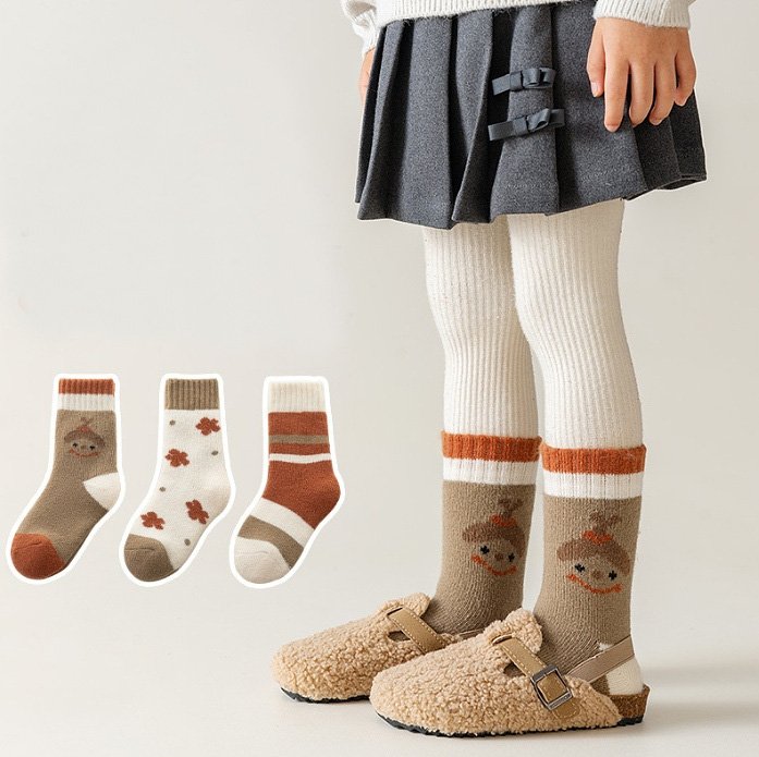 Miso - Korean Children Fashion - #prettylittlegirls - Chestnut Flower Socks Set