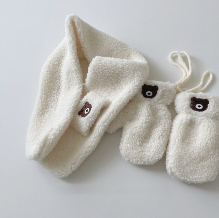 Miso - Korean Children Fashion - #prettylittlegirls - Embroidered Bear Muffler Gloves Set - 6