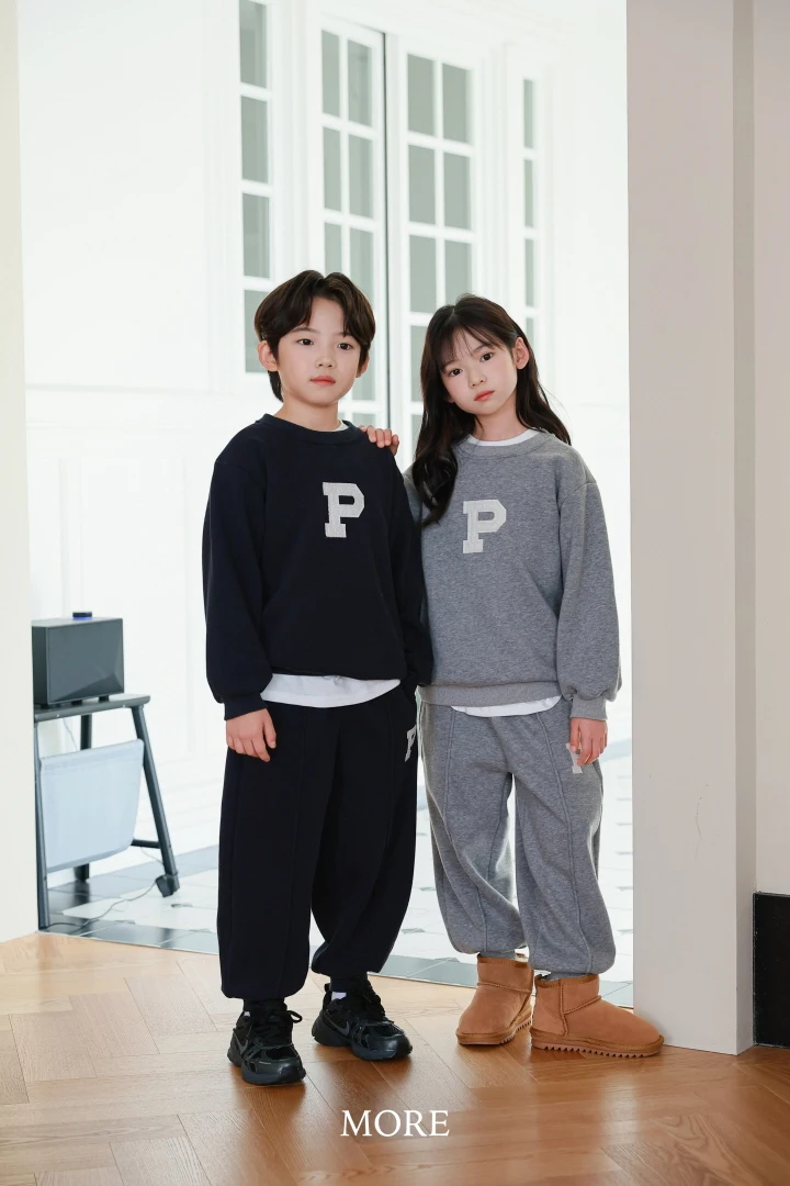 More - Korean Children Fashion - #Kfashion4kids - P Logo Top Bottom Set - 8