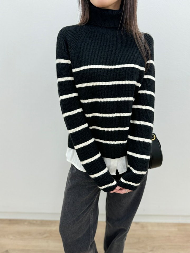 Most - Korean Women Fashion - #momslook - Wind Turtleneck Sweater - 3