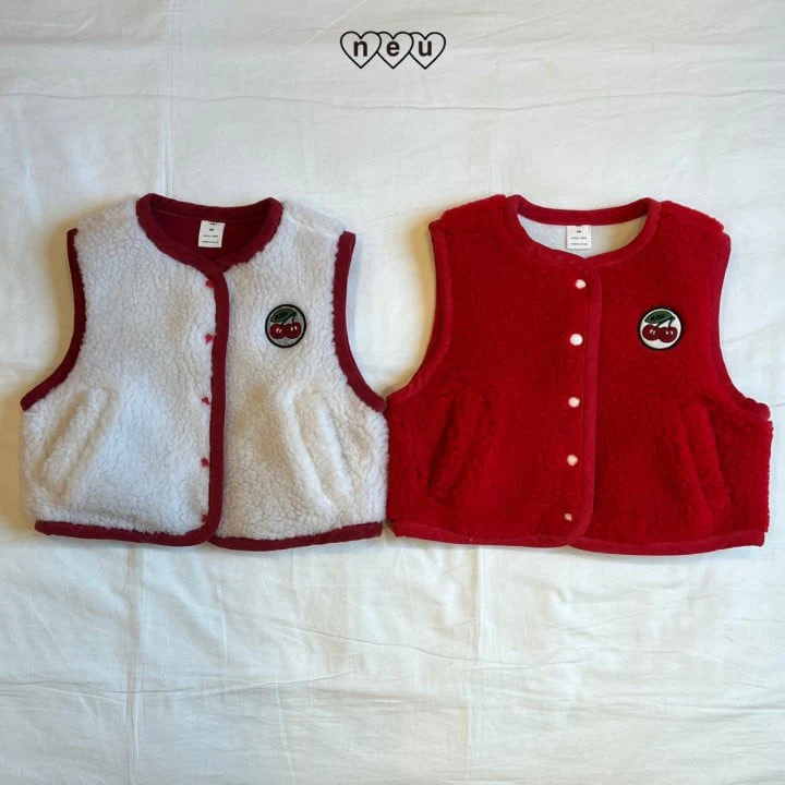 Neu - Korean Children Fashion - #discoveringself - Cherry Dumble Vest With Mom - 4