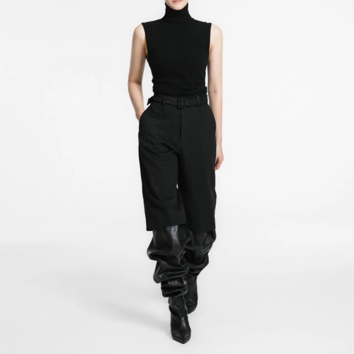 Paper Moon - Korean Women Fashion - #thelittlethings - Lux Vegan Suede Leather Belted Bermuda Trousers - 2