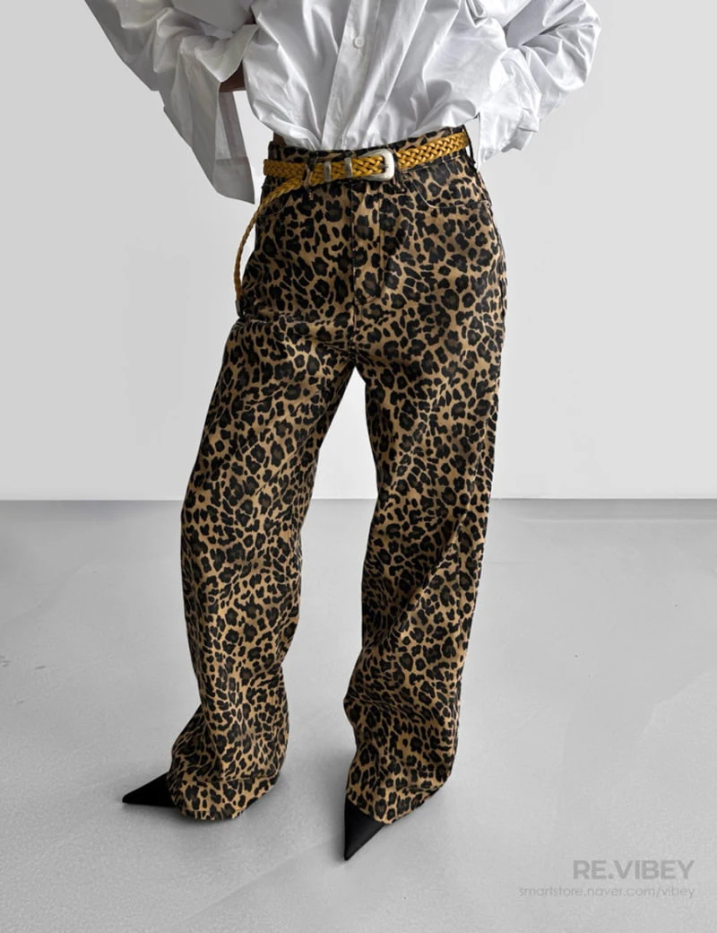 Paper Moon - Korean Women Fashion - #womensfashion - Leopard Print Wide Cotton Twill Trousers - 3