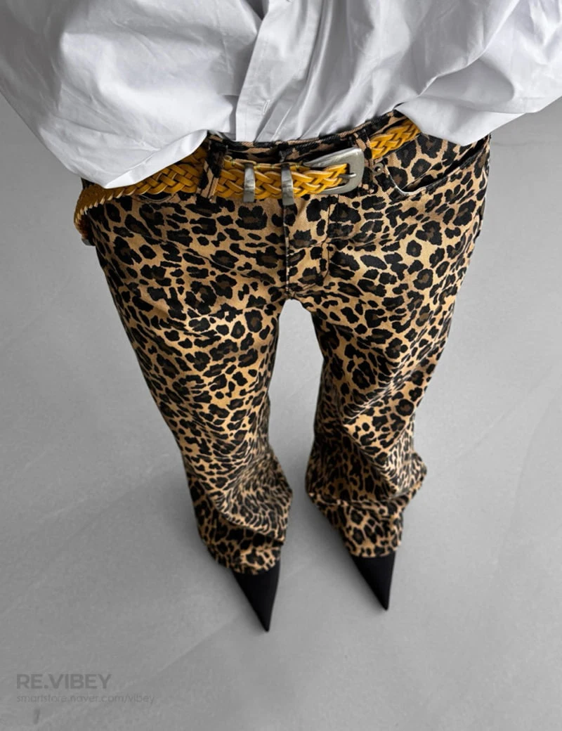 Paper Moon - Korean Women Fashion - #womensfashion - Leopard Print Wide Cotton Twill Trousers - 5